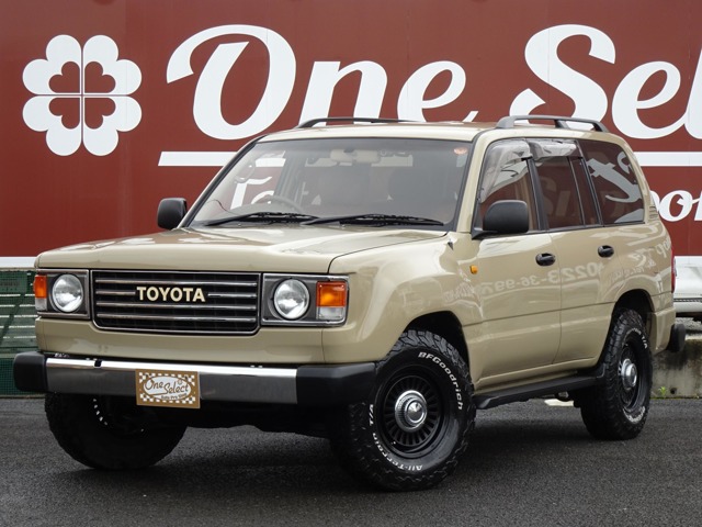 Toyota Land Cruiser 100 2