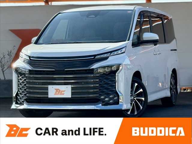 2022 Toyota Voxy