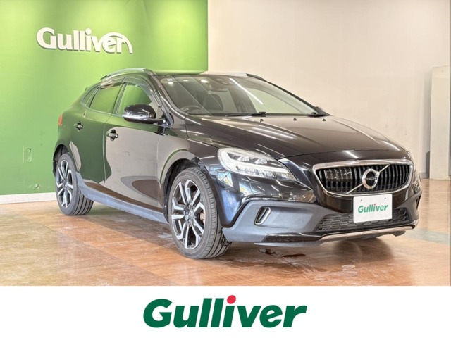 Volvo V40 Cross Country 1