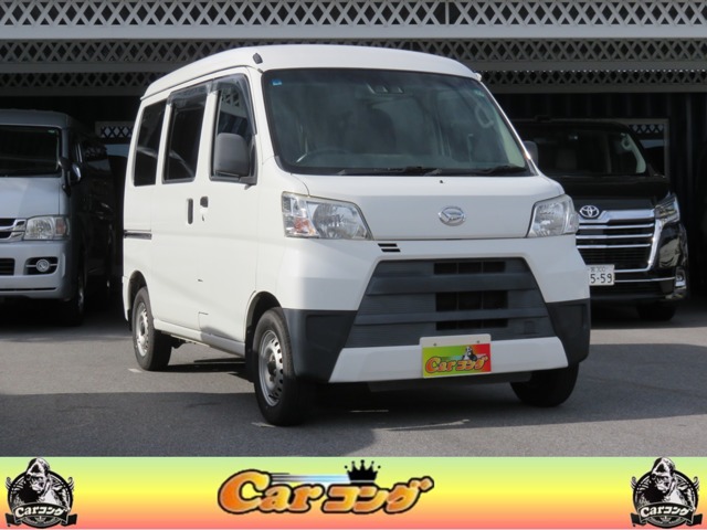 Daihatsu Hijet Cargo 1
