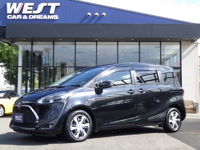 Toyota Sienta 1