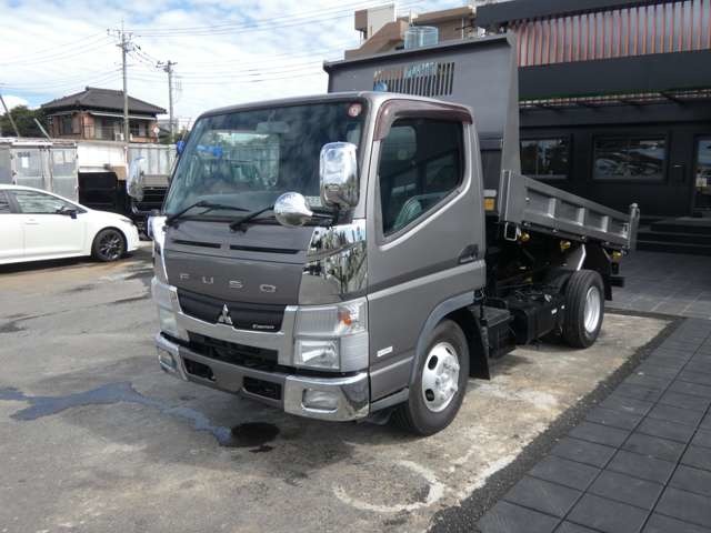Mitsubishi Fuso Canter 2