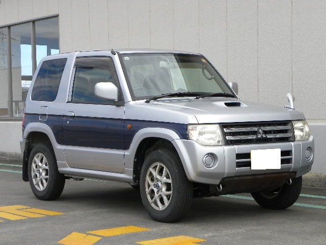 2011 Mitsubishi Pajero Mini