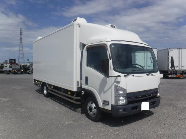 2015 Isuzu Elf
