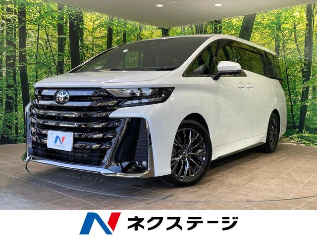 Toyota Vellfire 2