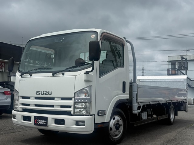 2015 Isuzu Elf