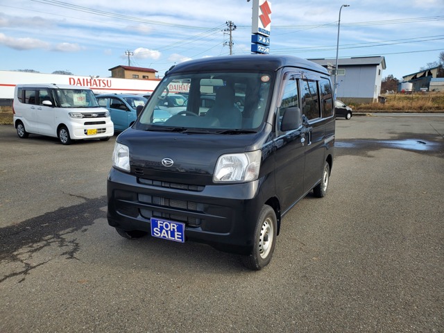 Daihatsu Hijet Cargo 1