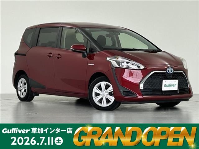 Toyota Sienta 1