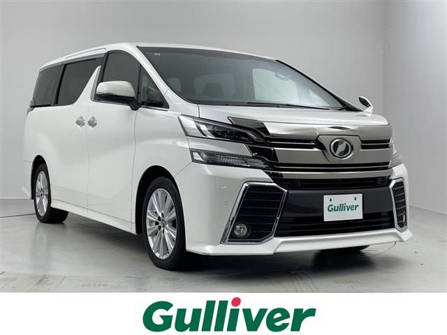 Toyota Vellfire 1