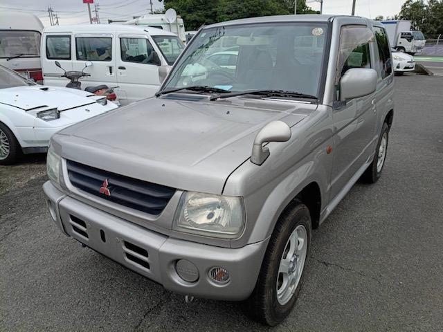 Mitsubishi Pajero Mini 1