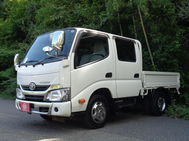 Toyota Toyoace 1