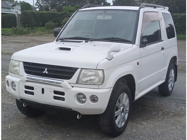 2000 Mitsubishi Pajero Mini