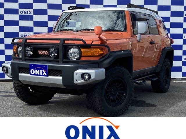 Toyota FJ Cruiser 2