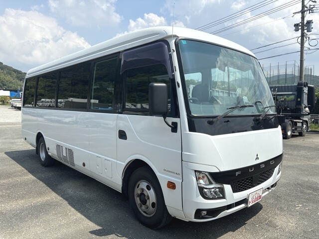 Mitsubishi Fuso Rosa 1
