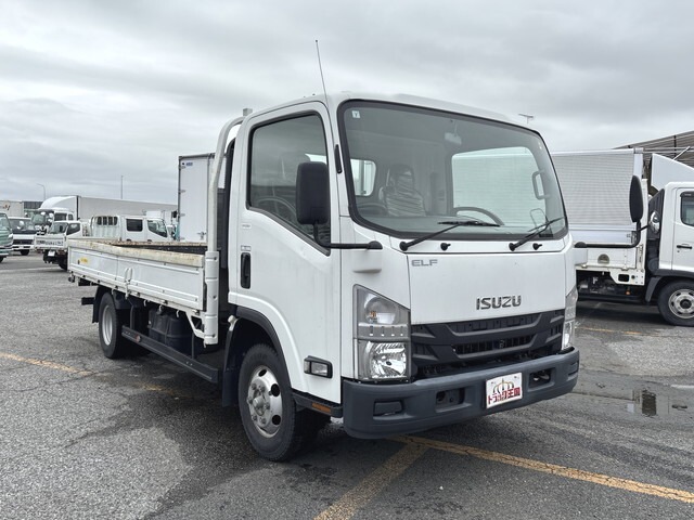 2019 Isuzu Elf