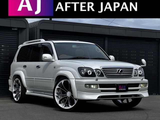 Toyota Land Cruiser Cygnus 1