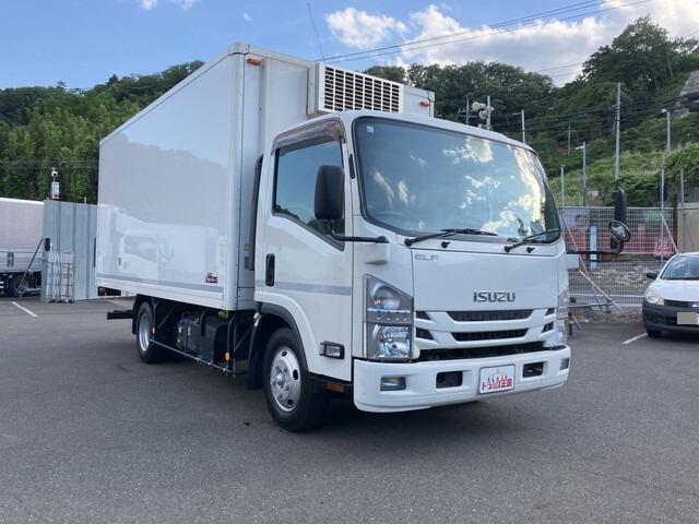 2020 Isuzu Elf