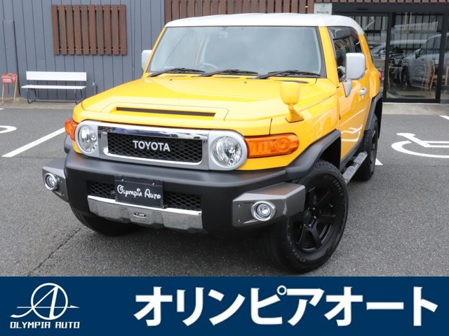 Toyota FJ Cruiser 2