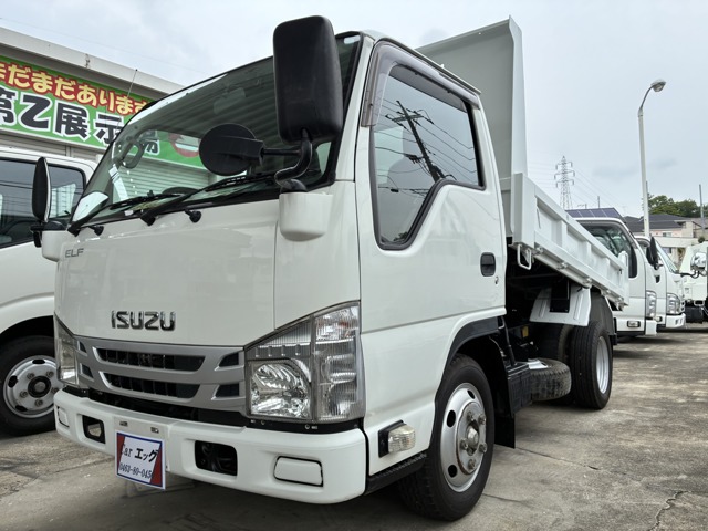 2017 Isuzu Elf
