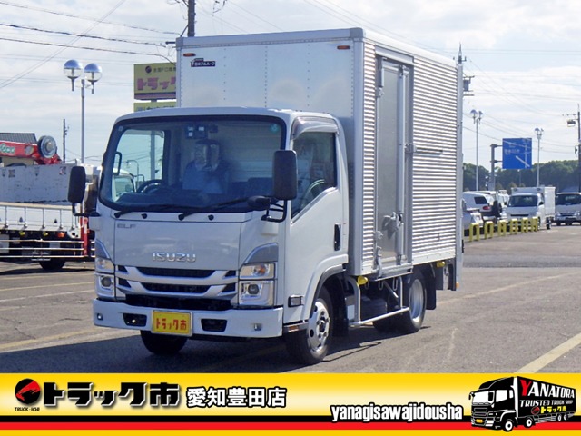 2023 Isuzu Elf
