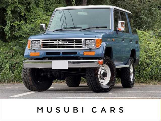 Toyota Land Cruiser Prado 1