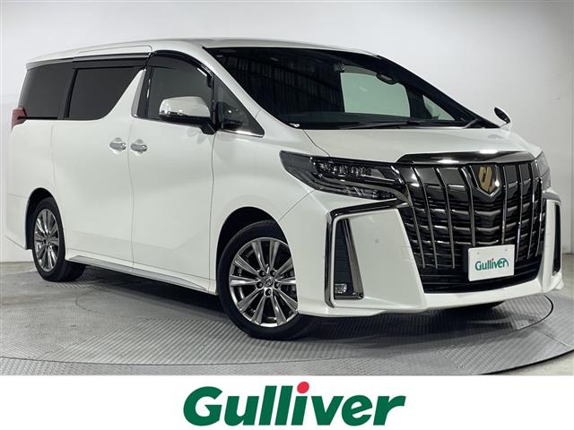 Toyota Alphard 1