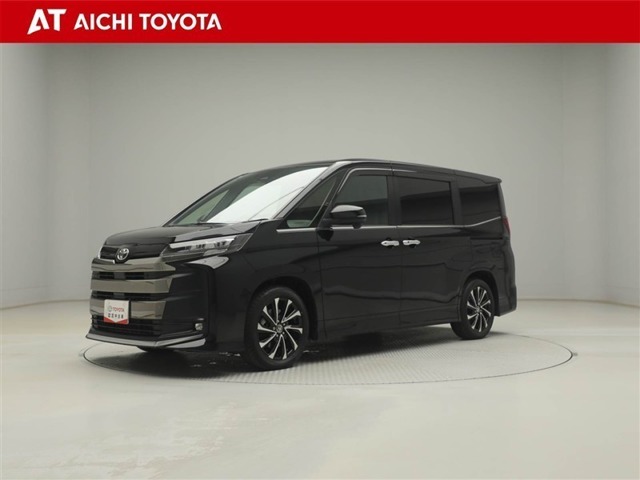 Toyota Noah 1