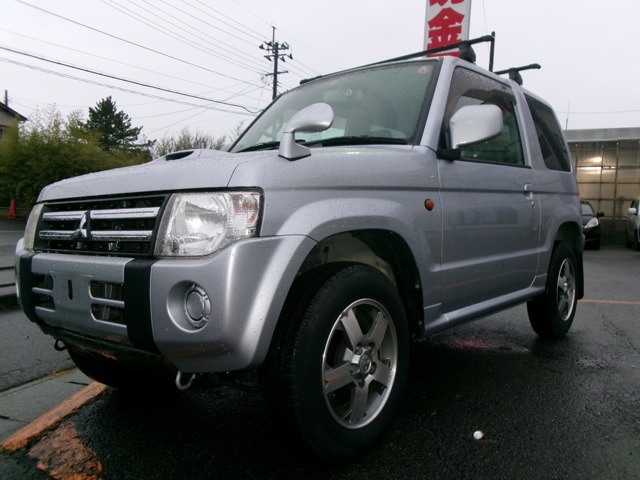 Mitsubishi Pajero Mini 1