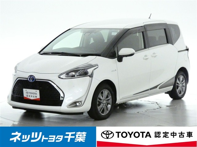 Toyota Sienta 1