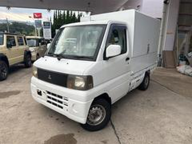 2004 Mitsubishi Minicab Truck