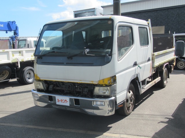 Mitsubishi Fuso Canter 1