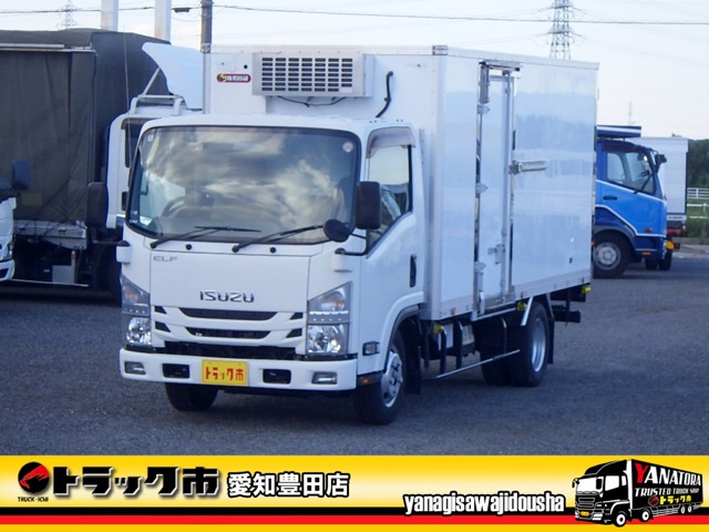 Isuzu Elf 1