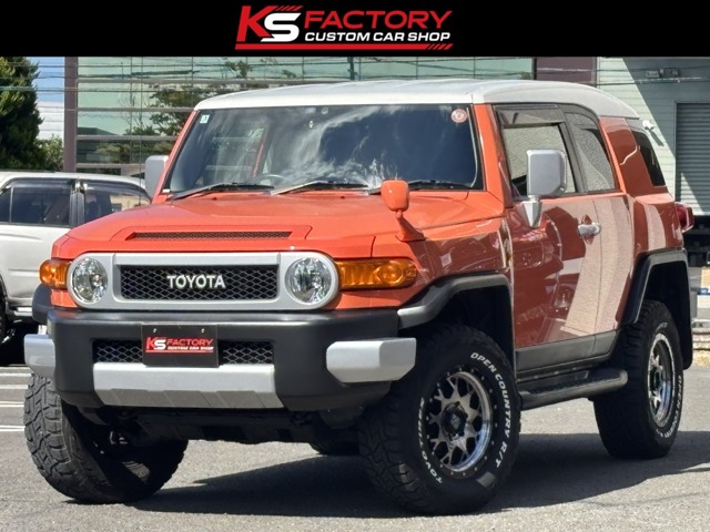 Toyota FJ Cruiser 2