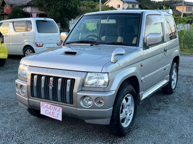 Mitsubishi Pajero Mini 1