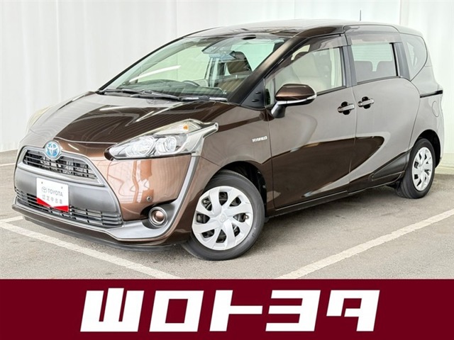 Toyota Sienta 1