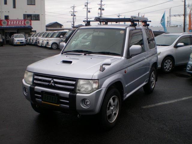 Mitsubishi Pajero Mini 1
