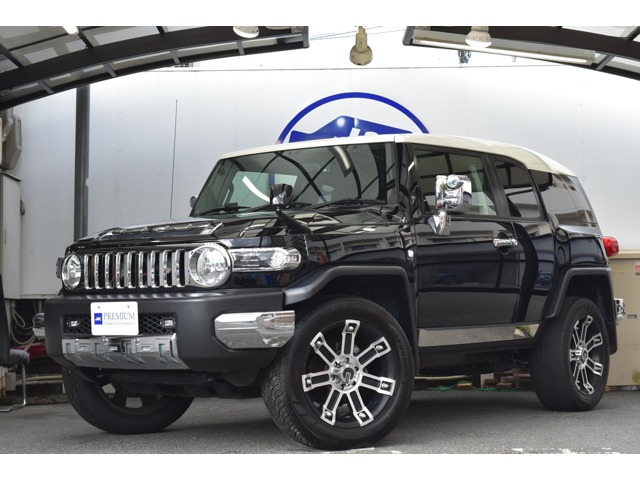 Toyota FJ Cruiser 2