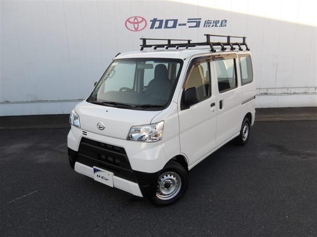 Daihatsu Hijet Cargo 1