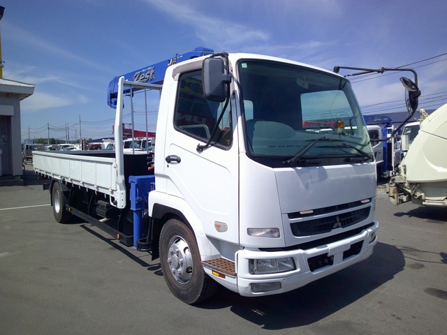 Mitsubishi Fuso Fighter 1