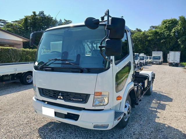 Mitsubishi Fuso Fighter 1