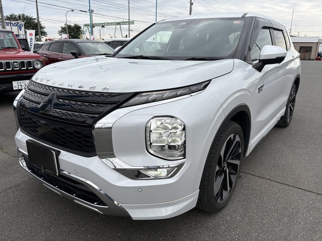 Mitsubishi Outlander 1