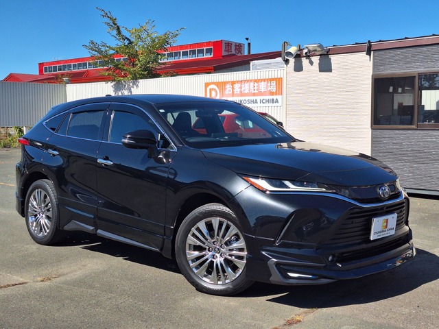 Toyota Harrier 1