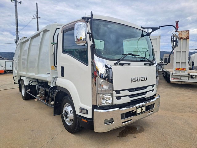 2019 Isuzu Forward