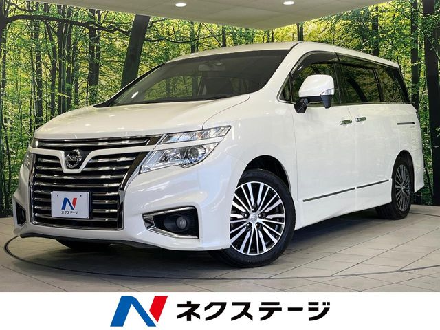 Nissan Elgrand 2