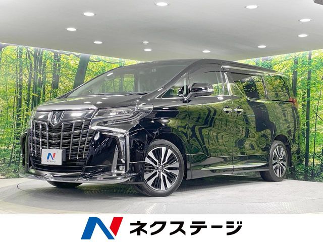 Toyota Alphard 1