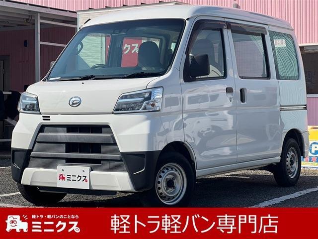 Daihatsu Hijet Cargo 1