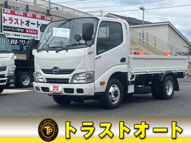 Hino Dutro 1