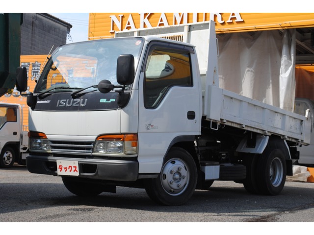 Isuzu Elf 1