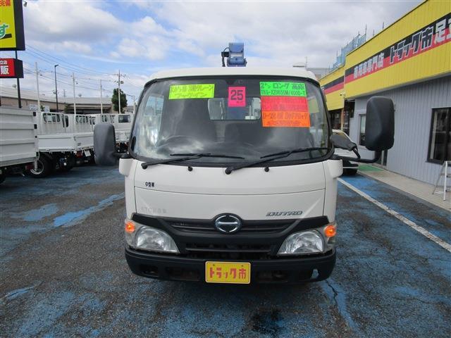 2013 Hino Dutro