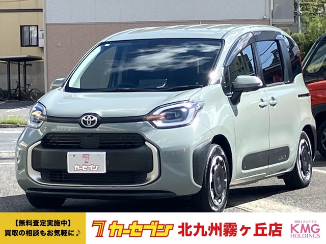 Toyota Sienta 1
